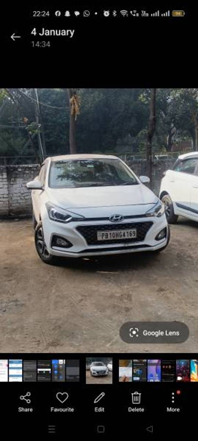 https://images10.gaadi.com/usedgaadi-sellcar/UsedCar/f556623da/567ebbf9-2d33-4d88-81e4-08843402f711.jpg?imwidth=6400