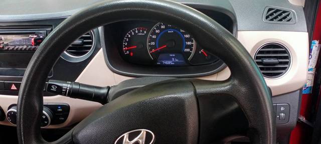 https://images10.gaadi.com/usedgaadi-sellcar/UsedCar/f5566c4ea/3a84f8df-d337-4226-a637-a35e621fc147.jpg?imwidth=6401