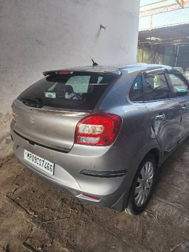 https://images10.gaadi.com/usedgaadi-sellcar/UsedCar/f556b09f-22bb-4301-8c68-49e9ca7bc68b/f81edb01-6047-4334-a5da-ee2d4c3a0145.jpg?imwidth=6402