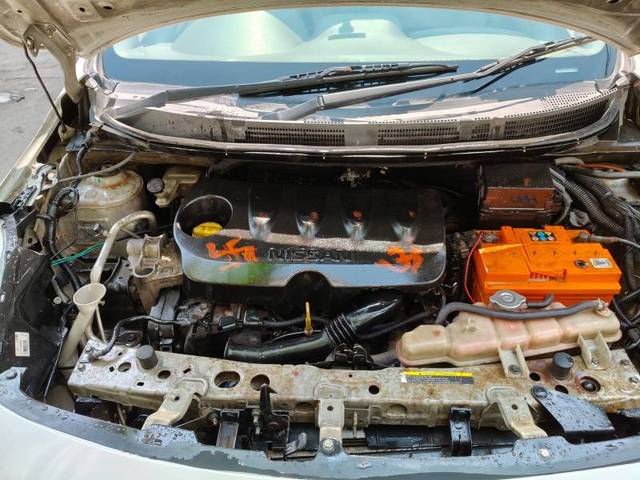 https://images10.gaadi.com/usedgaadi-sellcar/UsedCar/f55899cba/a475459a-5aa4-42f1-99a1-6b898983f975.jpg?imwidth=6401