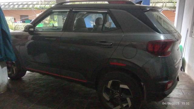 https://images10.gaadi.com/usedgaadi-sellcar/UsedCar/f5599007a/7ce56c78-3950-4418-9ab8-1f58bc34c868.jpg?imwidth=6401