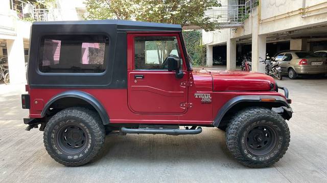 https://images10.gaadi.com/usedgaadi-sellcar/UsedCar/f55992f2a/76b0f344-bc0d-45b8-bf1f-809c3b8349af.JPG?imwidth=6400