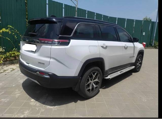 https://images10.gaadi.com/usedgaadi-sellcar/UsedCar/f559c59aa/0da69b8f-5d76-4577-bcac-1a87fb325e1d.jpg?imwidth=6402