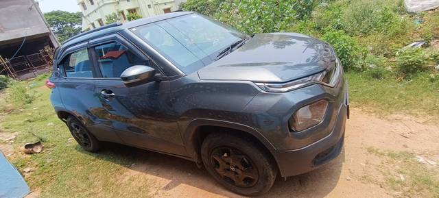 https://images10.gaadi.com/usedgaadi-sellcar/UsedCar/f559ec48a/5e1eef55-a41f-4bb4-aa25-cd7641760bac.jpg?imwidth=6400