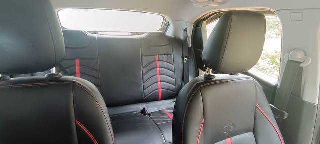 https://images10.gaadi.com/usedgaadi-sellcar/UsedCar/f559ec48a/d46652c7-1f46-4196-b849-fea665d921d8.jpg?imwidth=6402