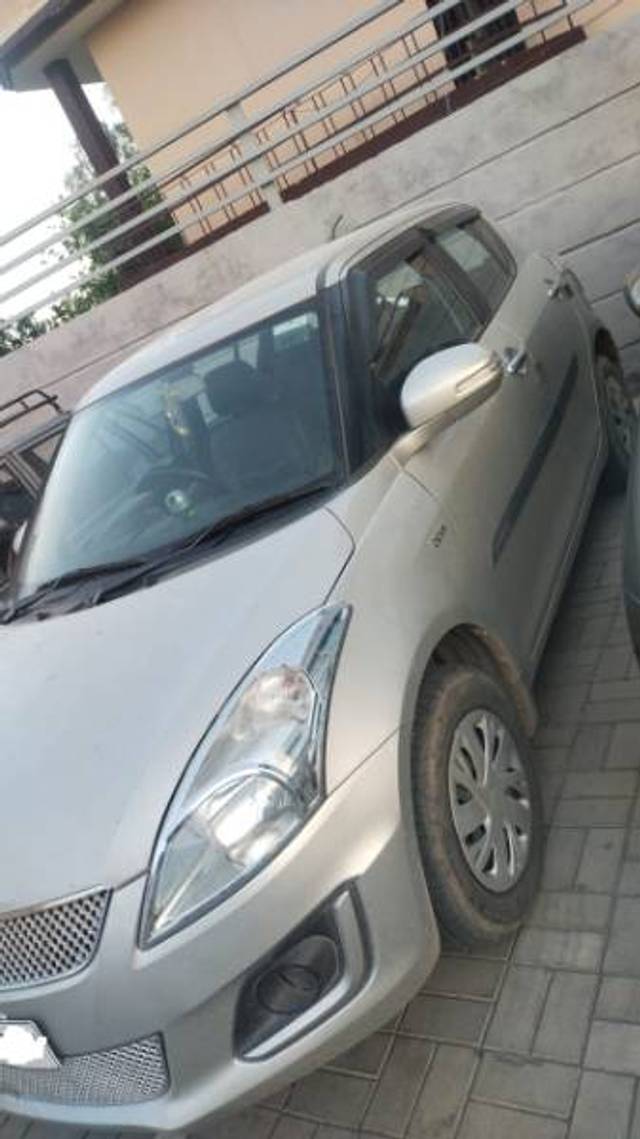 https://images10.gaadi.com/usedgaadi-sellcar/UsedCar/f55a854aa/2073cc1b-98d9-47d9-9f8a-5c8fe41110d2.jpeg?imwidth=6400