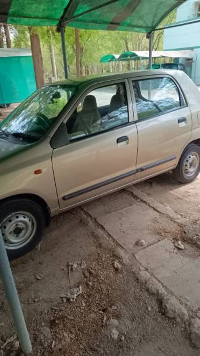 https://images10.gaadi.com/usedgaadi-sellcar/UsedCar/f55b5a80a/302c3deb-3a69-44c8-8582-bf4dbaa79c7c.jpg?imwidth=6401