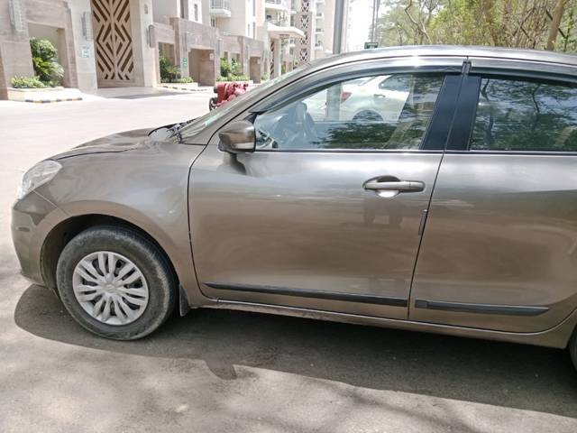 https://images10.gaadi.com/usedgaadi-sellcar/UsedCar/f55b5dcba/c300cdfd-6021-466a-9f64-82f0d3166a70.jpeg?imwidth=6401