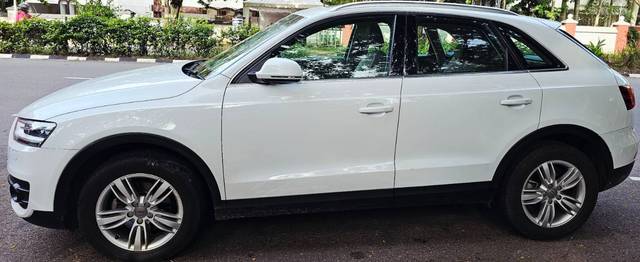 https://images10.gaadi.com/usedgaadi-sellcar/UsedCar/f55b72f9a/c30dbedf-99e0-4cc8-ac58-3105aa7dbf89.jpg?imwidth=6400