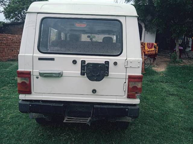 https://images10.gaadi.com/usedgaadi-sellcar/UsedCar/f55bc789a/28024b76-a3f3-42ba-9edc-2ec711a92ded.jpg?imwidth=6402