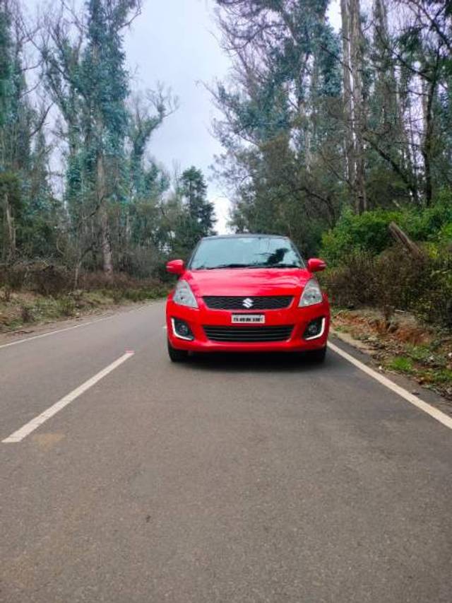 https://images10.gaadi.com/usedgaadi-sellcar/UsedCar/f55c4a97a/b244ef77-8b40-4834-82df-9df603017905.jpg?imwidth=6400