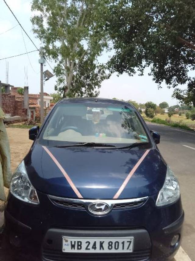 https://images10.gaadi.com/usedgaadi-sellcar/UsedCar/f55c754fa/8c2f030c-95b0-45eb-8ccb-89b983a308c5.jpg?imwidth=6400