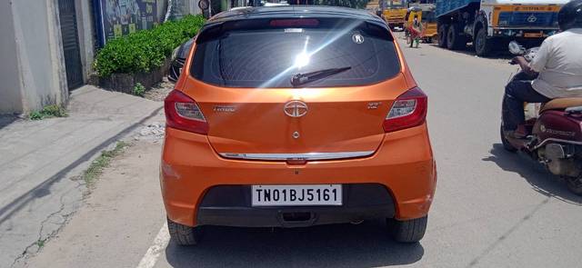 https://images10.gaadi.com/usedgaadi-sellcar/UsedCar/f55d1eaaa/575dd45d-79aa-4209-9055-5398dc251c37.jpg?imwidth=6401