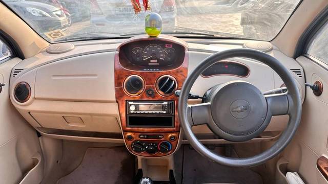 https://images10.gaadi.com/usedgaadi-sellcar/UsedCar/f55d5148a/a3ceeaa0-4e35-4126-9850-f8d6c3b30d39.jpg?imwidth=6401