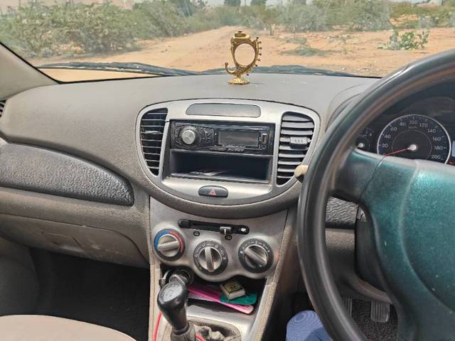 https://images10.gaadi.com/usedgaadi-sellcar/UsedCar/f55dffd1a/de3b1dfc-7690-4c42-be53-1d617a01eaaa.jpg?imwidth=6401