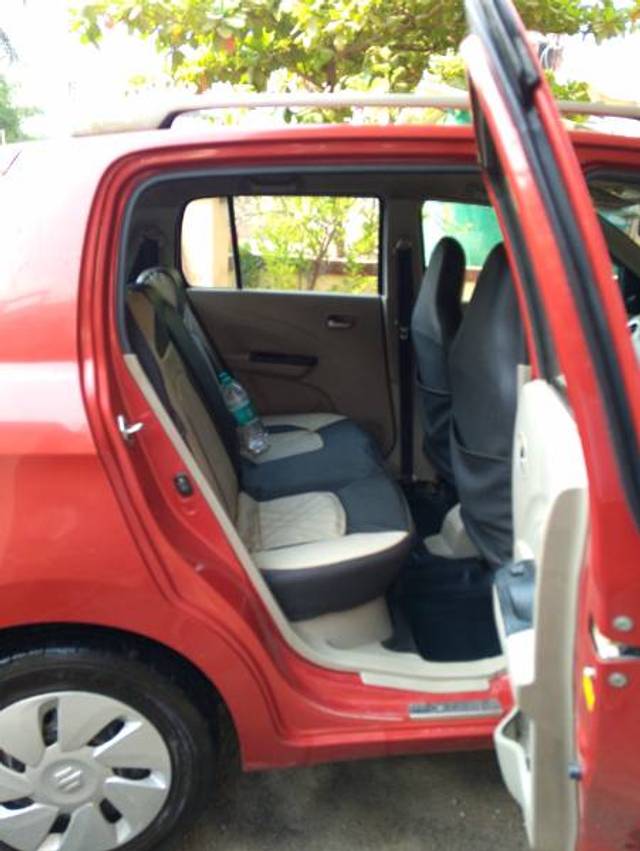 https://images10.gaadi.com/usedgaadi-sellcar/UsedCar/f55efa69a/c6df2c41-cadd-457a-88b3-e239152817a1.jpg?imwidth=6402