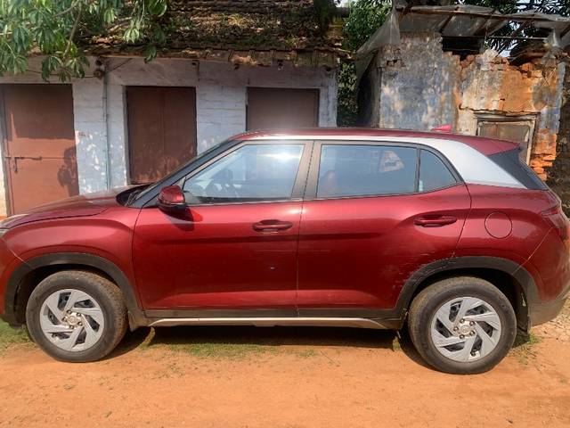 https://images10.gaadi.com/usedgaadi-sellcar/UsedCar/f55f2e43a/9325a978-93bb-4bb2-9259-b32469b9dcdf.jpeg?imwidth=6402