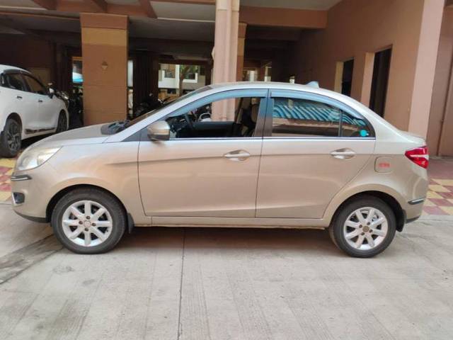https://images10.gaadi.com/usedgaadi-sellcar/UsedCar/f56012eaa/ad3ebf89-9fe3-40e2-aa54-ad0057929a84.jpg?imwidth=6401