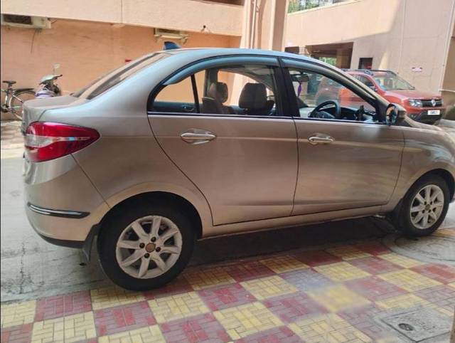 https://images10.gaadi.com/usedgaadi-sellcar/UsedCar/f56012eaa/b434ae91-bfe7-4fd9-87db-a1d9c4381419.jpg?imwidth=6402
