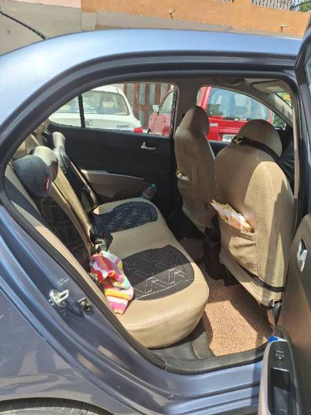 https://images10.gaadi.com/usedgaadi-sellcar/UsedCar/f5606417a/ea756163-7d35-4151-836e-c737b6a25617.jpg?imwidth=6402