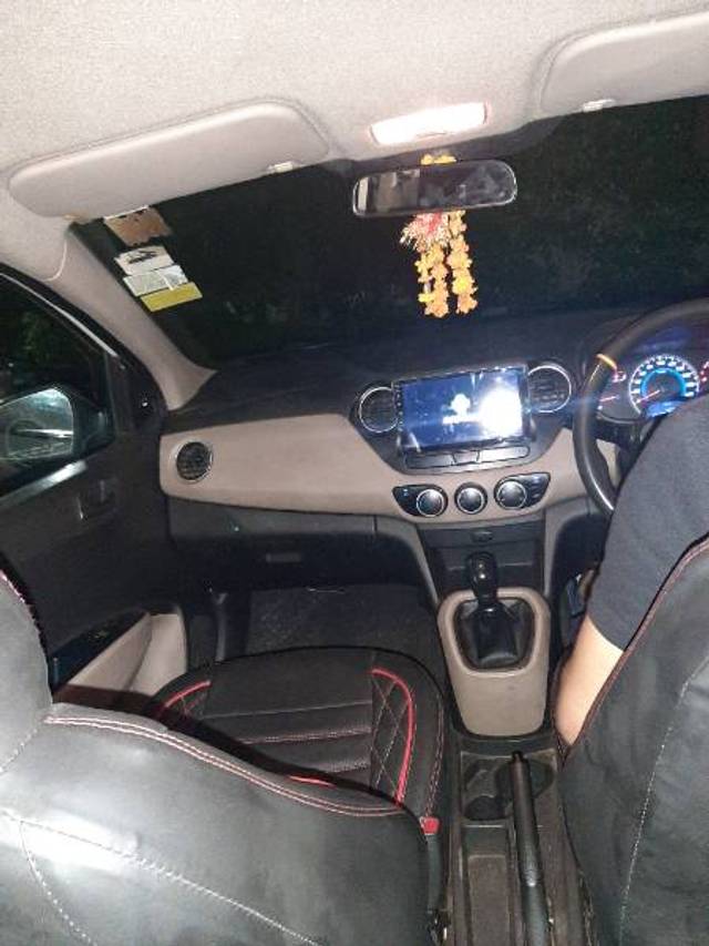 https://images10.gaadi.com/usedgaadi-sellcar/UsedCar/f5606bb5a/ccc48557-4fc8-41da-b37d-b0dd539874e7.jpg?imwidth=6402