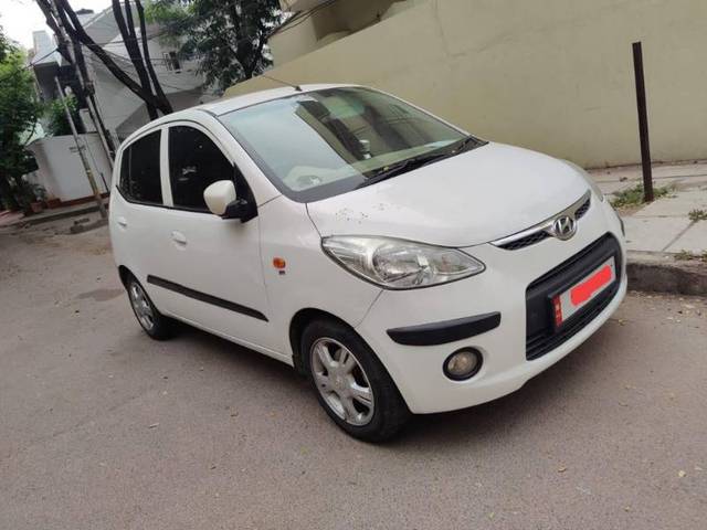 https://images10.gaadi.com/usedgaadi-sellcar/UsedCar/f560dcf5a/b19ba15d-d1ab-4278-b1a0-93fc3d9c26fe.jpg?imwidth=6400