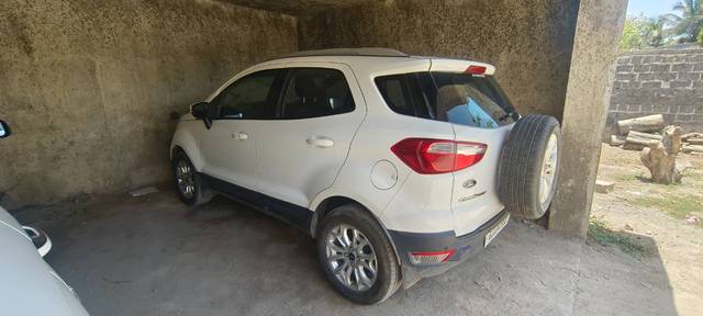 https://images10.gaadi.com/usedgaadi-sellcar/UsedCar/f56156d2a/cf609120-bf0a-42ee-b2b3-52f67a113961.jpg?imwidth=6402