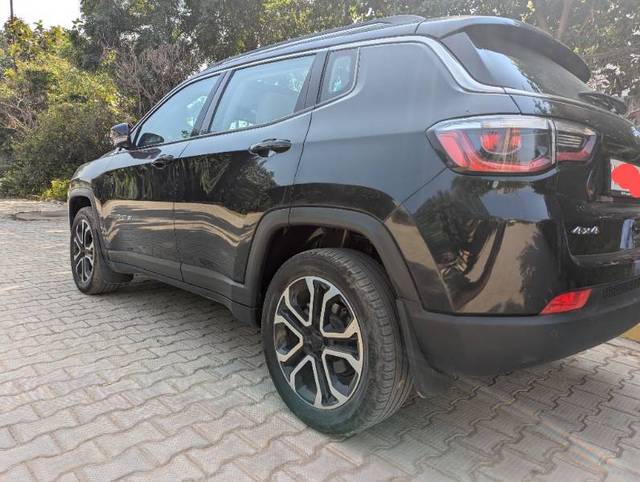 https://images10.gaadi.com/usedgaadi-sellcar/UsedCar/f561a0b7a/496bf10f-303c-4a23-98d4-38b1ea808e91.jpg?imwidth=6402