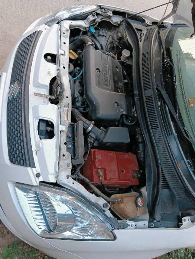 https://images10.gaadi.com/usedgaadi-sellcar/UsedCar/f561c7c3a/0f598069-7dc6-4678-829f-c03fce19ac18.jpg?imwidth=6402