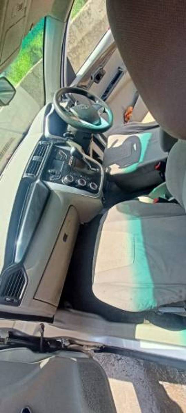 https://images10.gaadi.com/usedgaadi-sellcar/UsedCar/f562005ca/67dee606-c8d3-40e0-97ca-2f8a9a192cc7.jpg?imwidth=6401