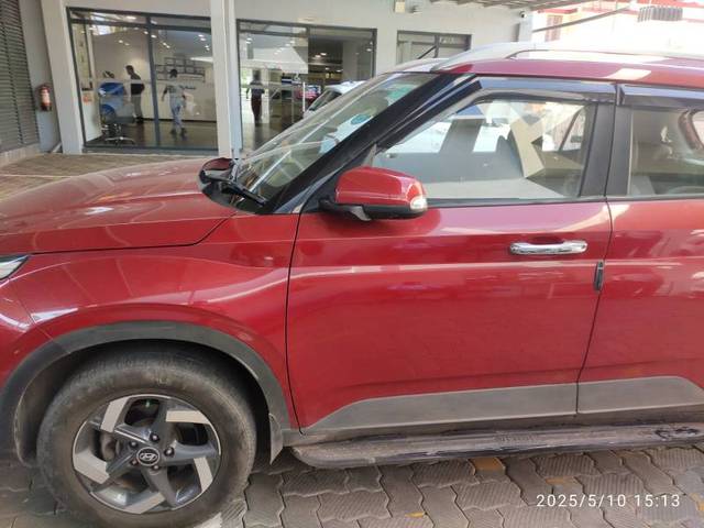 https://images10.gaadi.com/usedgaadi-sellcar/UsedCar/f5621749a/48f2a50a-e458-49cd-a0dc-03118ac06f1a.jfif?imwidth=6401