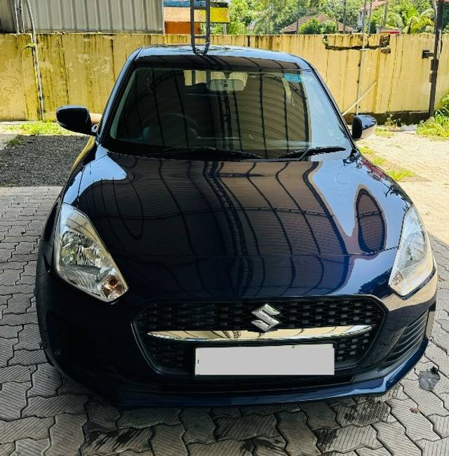 https://images10.gaadi.com/usedgaadi-sellcar/UsedCar/f56236a3a/41779d94-86a9-4ab0-8443-c13498969940.jpeg?imwidth=6402