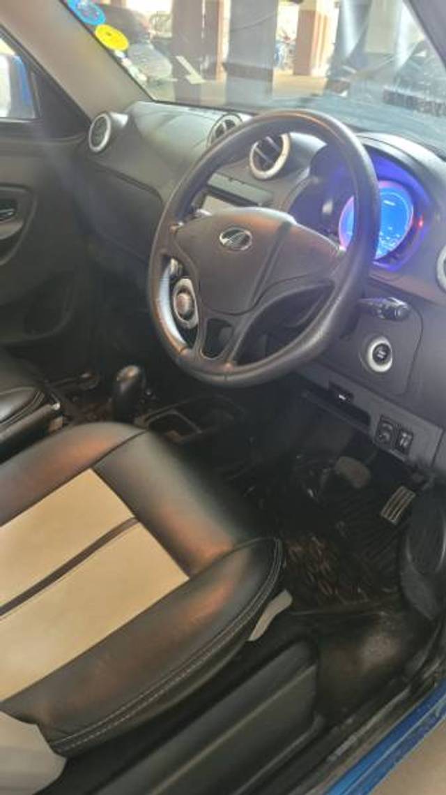 https://images10.gaadi.com/usedgaadi-sellcar/UsedCar/f56284d5a/4edced8c-ba98-466d-b592-fb2bb331ca91.jpg?imwidth=6402