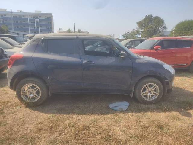 https://images10.gaadi.com/usedgaadi-sellcar/UsedCar/f5630322a/c94bd8f4-6f4f-41e6-8d65-7a1f1f7e115f.jpg?imwidth=6400