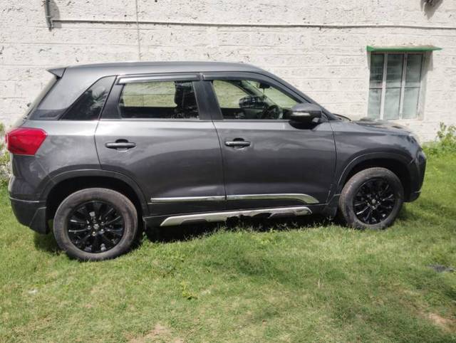 https://images10.gaadi.com/usedgaadi-sellcar/UsedCar/f563166da/e1ddec9c-5fa4-487b-a5f0-80440eeb8312.jpg?imwidth=6401