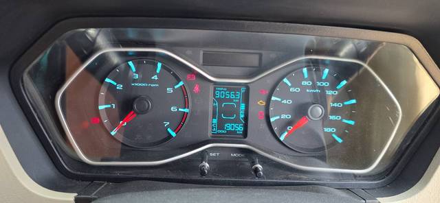 https://images10.gaadi.com/usedgaadi-sellcar/UsedCar/f56320faa/033f8fc0-9849-4fb7-a8e8-23a88f4f1288.jpg?imwidth=6400