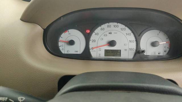 https://images10.gaadi.com/usedgaadi-sellcar/UsedCar/f563a323a/45d243f3-7de7-4589-a36d-0b89b803633a.jpg?imwidth=6402