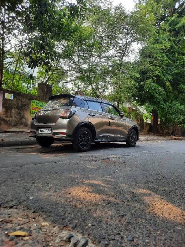 https://images10.gaadi.com/usedgaadi-sellcar/UsedCar/f5648316a/33d42fc2-ecc5-4d4a-a540-6066a2c316d3.jpg?imwidth=6402