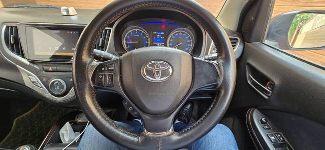 https://images10.gaadi.com/usedgaadi-sellcar/UsedCar/f564aa6da/5b8321f5-a385-4881-90c5-7790ae9eea38.jpg?imwidth=6402