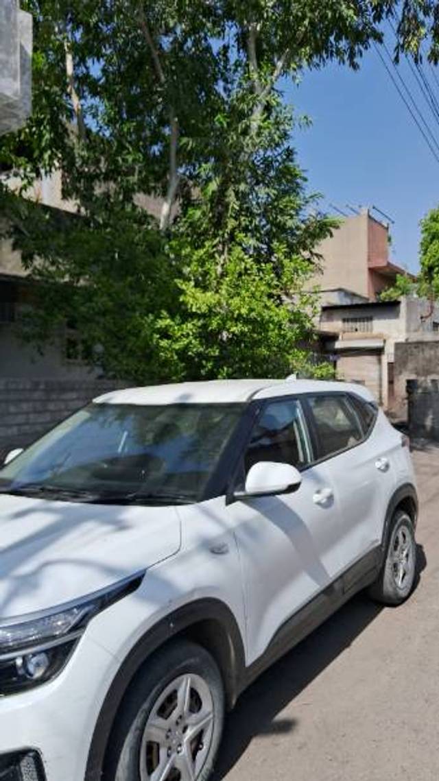 https://images10.gaadi.com/usedgaadi-sellcar/UsedCar/f564abd7a/88bebc85-229e-4017-86f5-50b45c22085a.jpg?imwidth=6400