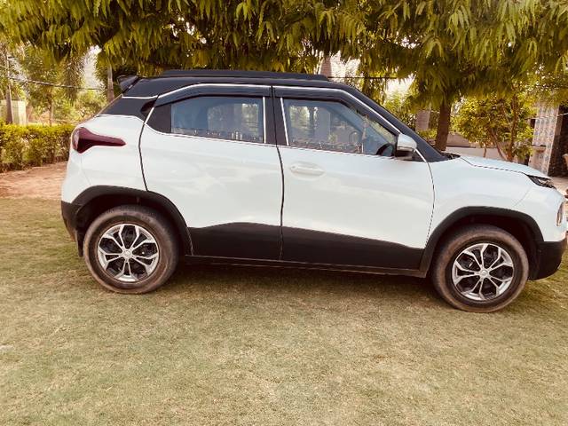 https://images10.gaadi.com/usedgaadi-sellcar/UsedCar/f5651894a/214bc7aa-a904-4880-ae03-68907832c828.jpeg?imwidth=6401