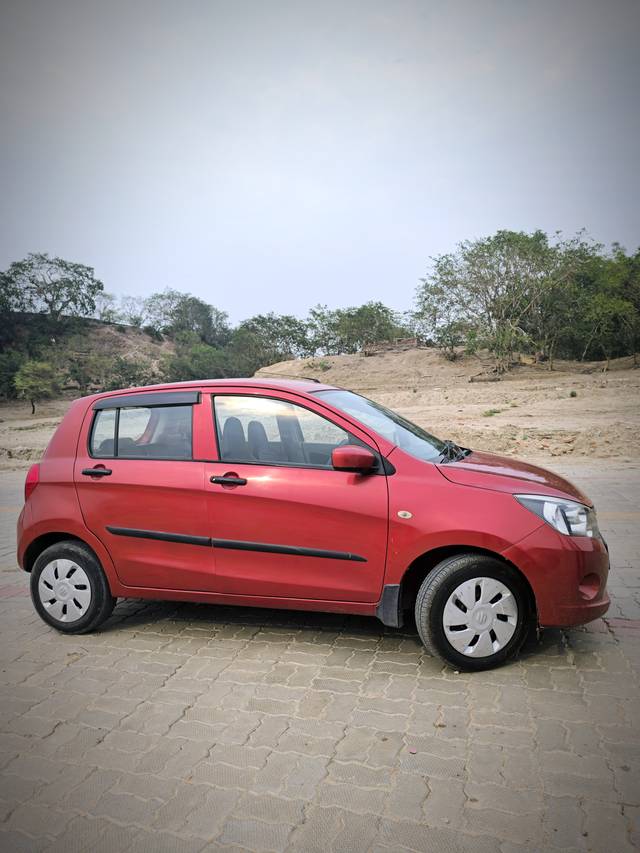 https://images10.gaadi.com/usedgaadi-sellcar/UsedCar/f565e7faa/06f32fac-606c-4310-aab5-356705858c35.jpg?imwidth=6401