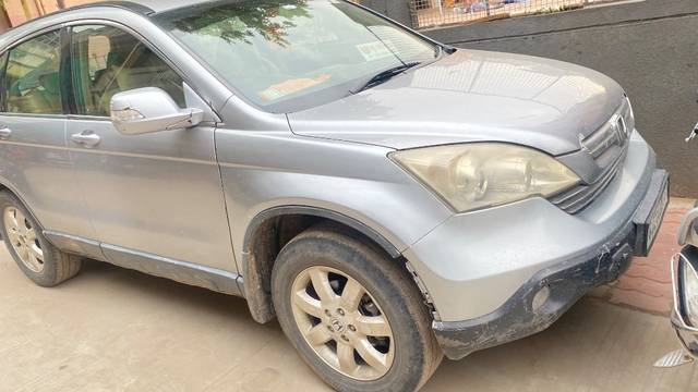 https://images10.gaadi.com/usedgaadi-sellcar/UsedCar/f56652a2a/4d2032e8-7f32-4d3e-8ea6-d36f33c6fa57.jpeg?imwidth=6400