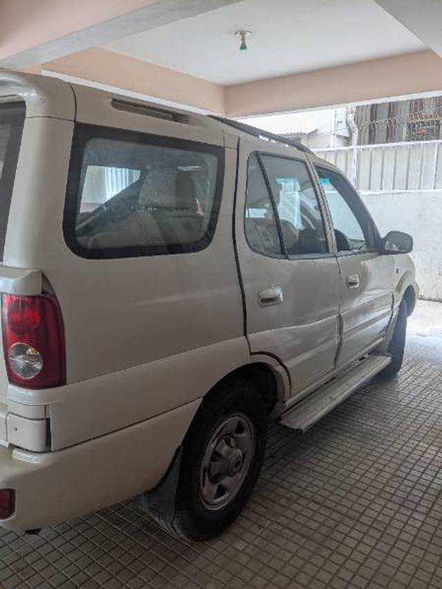 https://images10.gaadi.com/usedgaadi-sellcar/UsedCar/f566731ca/6fb7eb09-4af7-4571-8bac-3570071fdf35.jpg?imwidth=6402