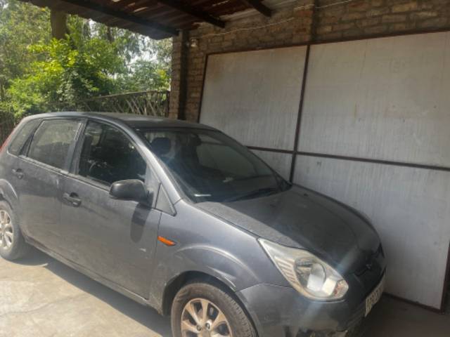 https://images10.gaadi.com/usedgaadi-sellcar/UsedCar/f566b25aa/78dd30a9-9681-4ae6-b115-d98aeed1b23f.jpeg?imwidth=6400