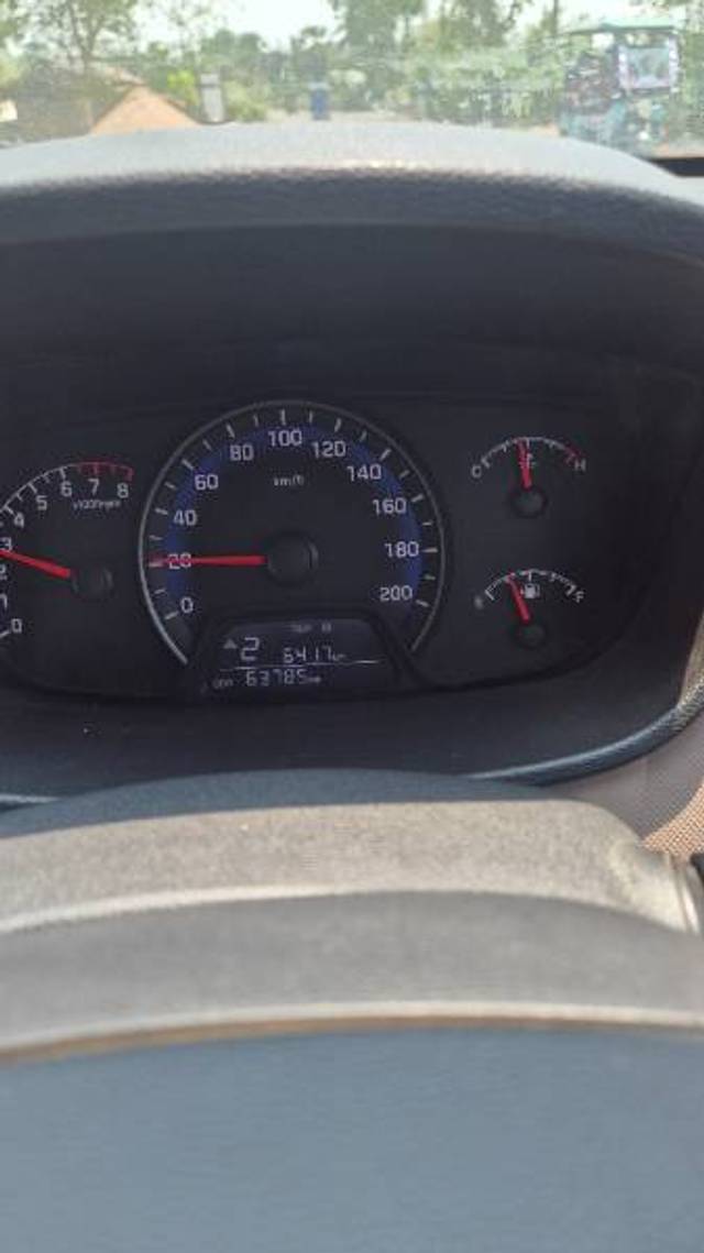 https://images10.gaadi.com/usedgaadi-sellcar/UsedCar/f5672245a/79504ddd-7bd6-42c7-bdb9-daded358d458.jpg?imwidth=6401