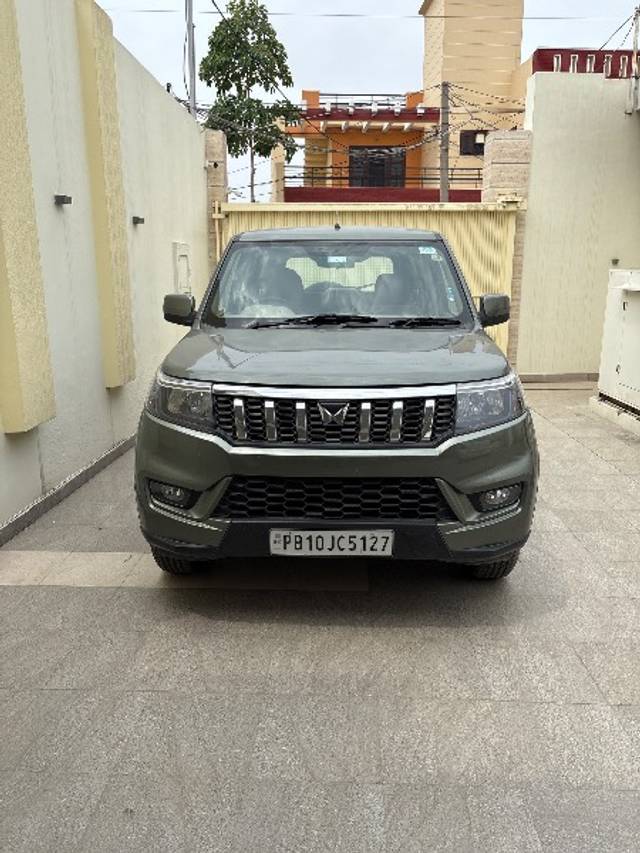 https://images10.gaadi.com/usedgaadi-sellcar/UsedCar/f567636da/ec47eb2a-b61a-41ce-aaa4-cb9b896681f8.jpg?imwidth=6400
