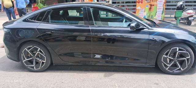 https://images10.gaadi.com/usedgaadi-sellcar/UsedCar/f568479da/7e67c9ed-37ed-4157-b296-1406fbffcd0c.jpeg?imwidth=6401