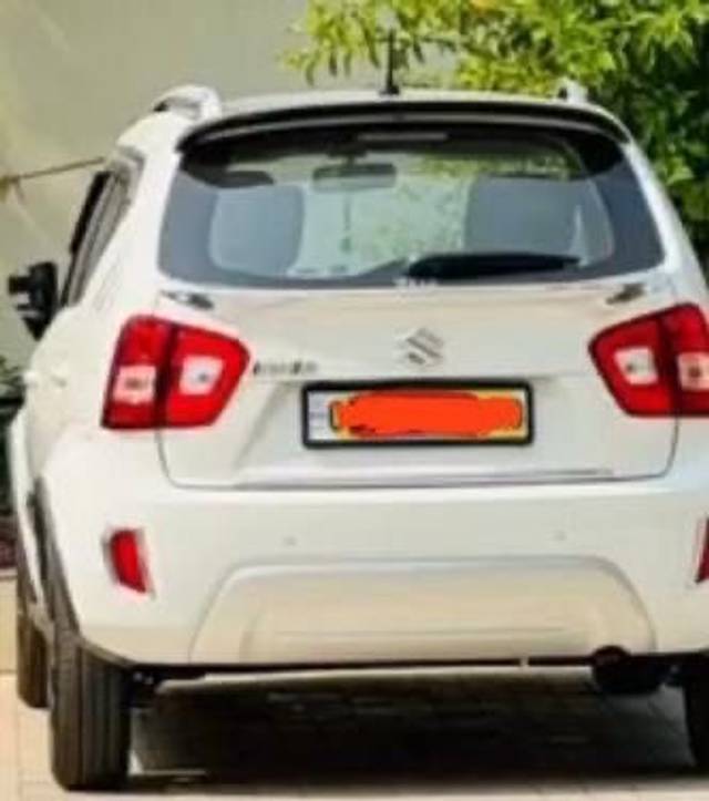 https://images10.gaadi.com/usedgaadi-sellcar/UsedCar/f5693feea/57866f4e-5ea0-481c-85a8-bd318b02baf9.jpeg?imwidth=6401