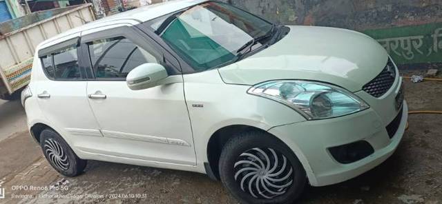 https://images10.gaadi.com/usedgaadi-sellcar/UsedCar/f569d88da/f6258091-1e02-42f3-a543-074c7077c2f4.jpg?imwidth=6401